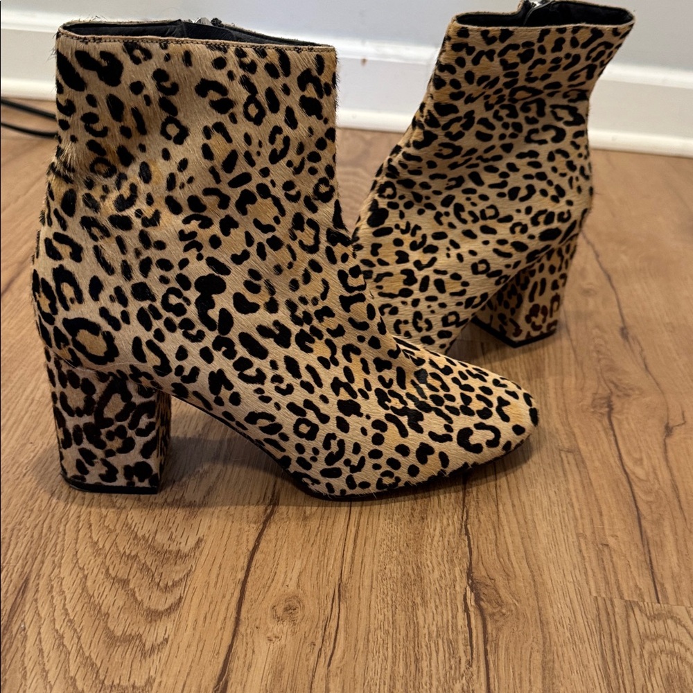 Leopard Print Ankle Boots 9 1/2